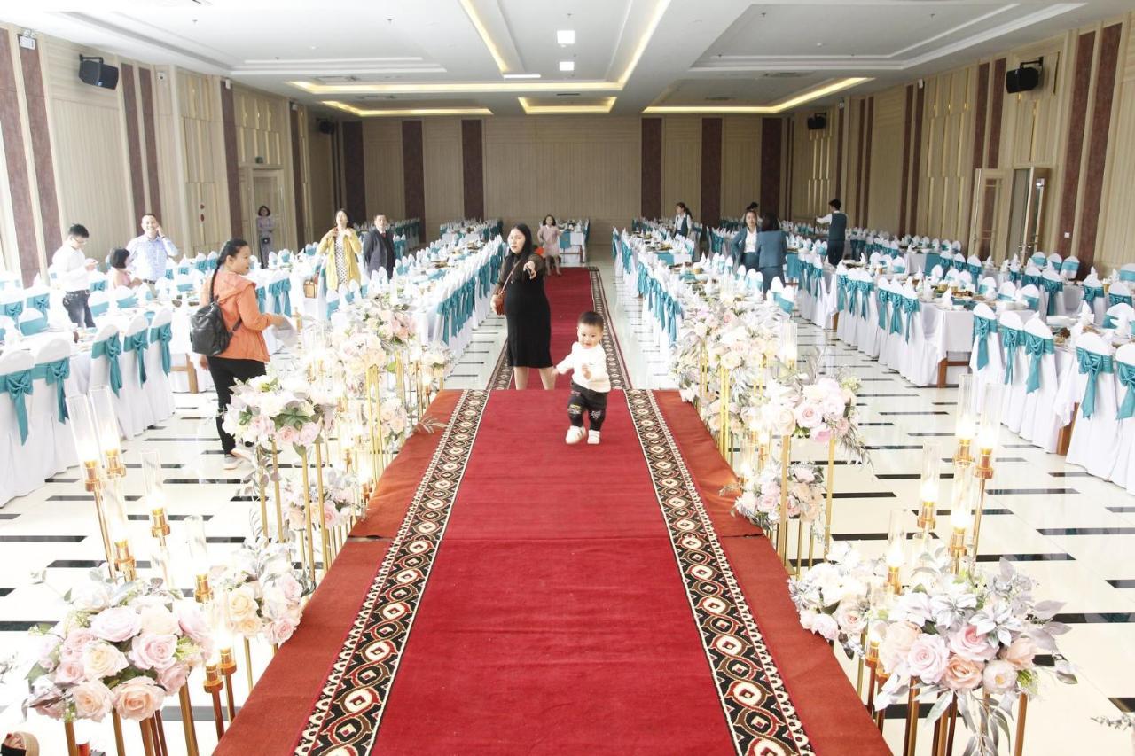Khach San Hoa Ban Trang Hotel Son La Luaran gambar